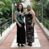 A instrutora do workshop, Monica Casareggio, e a modelo Vanessa Pichinin (vencedora do concurso Plus Size Mais Chique 2013)